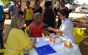 os agricultores foram homenageados com almoço e sorteio de brindes.