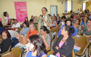 Forum-discute-cuidados-cam-a-saude-da-mulher_003-foto-IRENE-MENDES