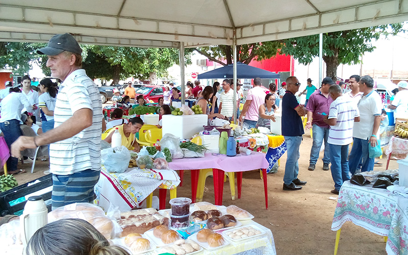 FEIRA DE RUA ALTO PARAISO (2)