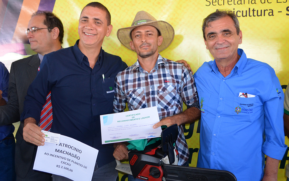 A Emater-RO presta a assistência técnica, orientado quanto às técnicas e manejo da cultura.