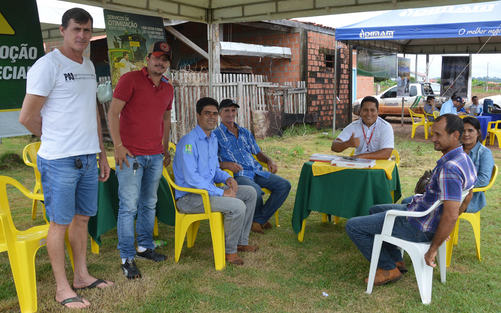 Com crédito para investir. o produtor rural produz mais e garante o bem estar de sua família.