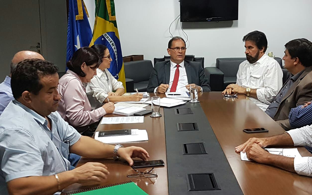 Ações voltadas à regularização ambiental na propriedade de agricultores familiares. 