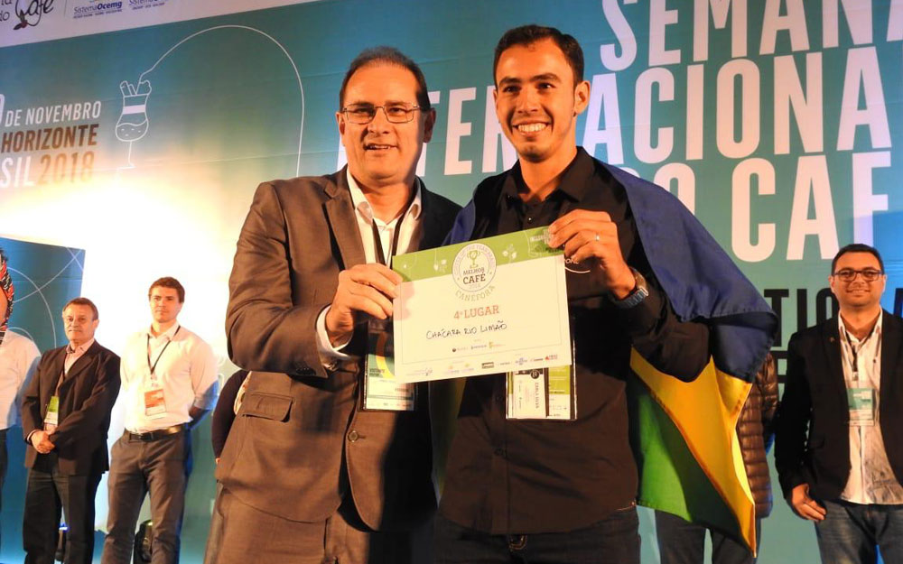 Diones Mendes, de Cacoal, comemorou o quarto lugar no Coffee Of The Year Brasil 2018.