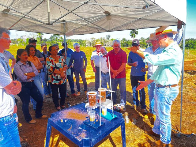 Técnicas usadas pelo Projeto Degusta 80+ são destaques em Dia de Campo, em Rolim de Moura Técnicas usadas pelo Projeto Degusta 80+ são destaques em Dia de Campo, em Rolim de Moura