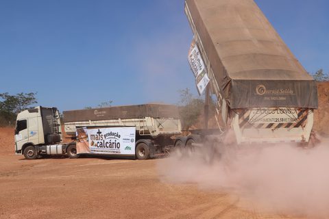 Mais de 5 mil toneladas de Calcário entregues pelo governo a produtores de Rondônia em 2025