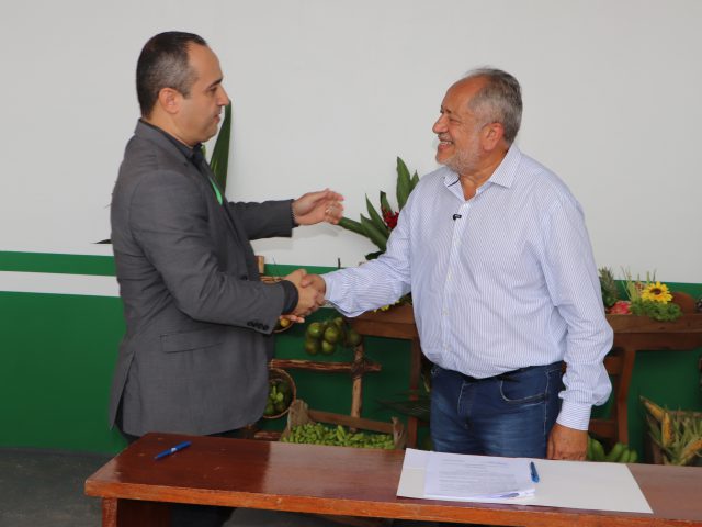 Emater-RO e Banco da Amazônia firmam parceria para ampliar acesso ao crédito rural a agricultores familiares em Rondônia